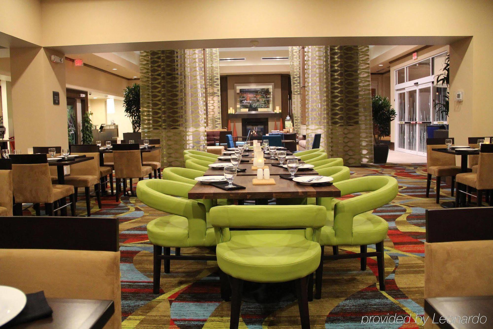 Hilton Garden Inn San Antonio/Rim Pass Drive Exterior foto